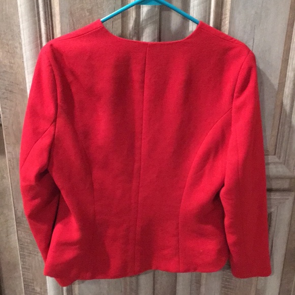 Very Pretty Red Color “Fashion Star” Blazer and/or Jacket—Women's Size 6SP - Picture 3 of 8